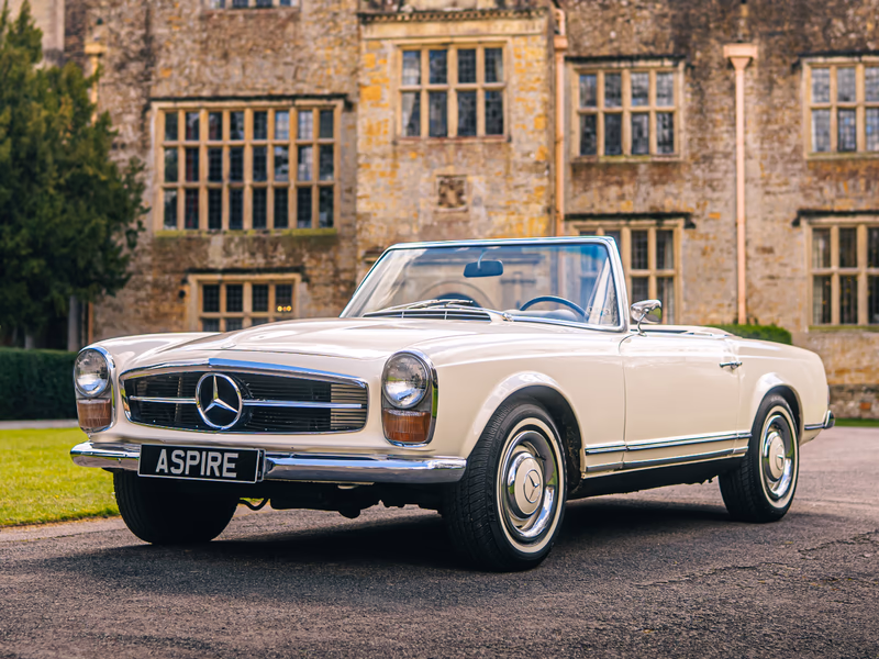 Mercedes-Benz 250 SL “Pagoda” - 20th April