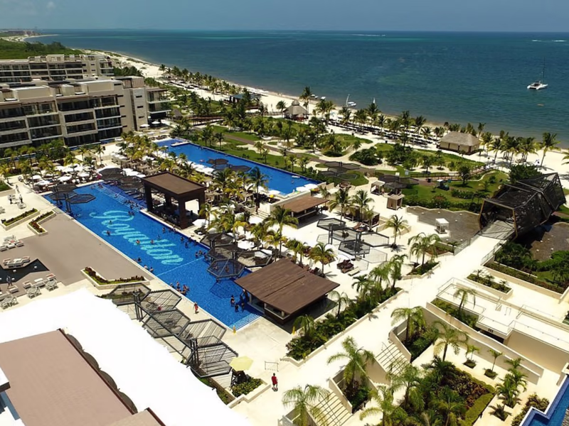 Holiday for 2 to Mexico - Cancun - All Inclusive 5 Star Luxury - 20th March