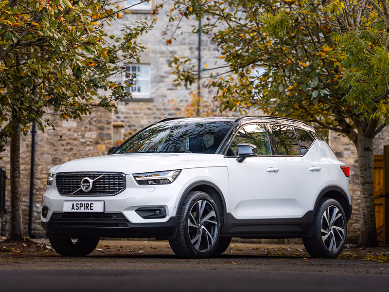 Volvo XC40 R-Design D3 - Tax and Insurance inc - 26th October
