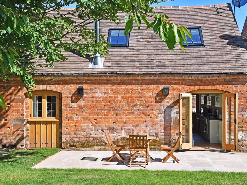 Beautiful Shropshire Converted barn stay - Holiday for 4 - 8th June