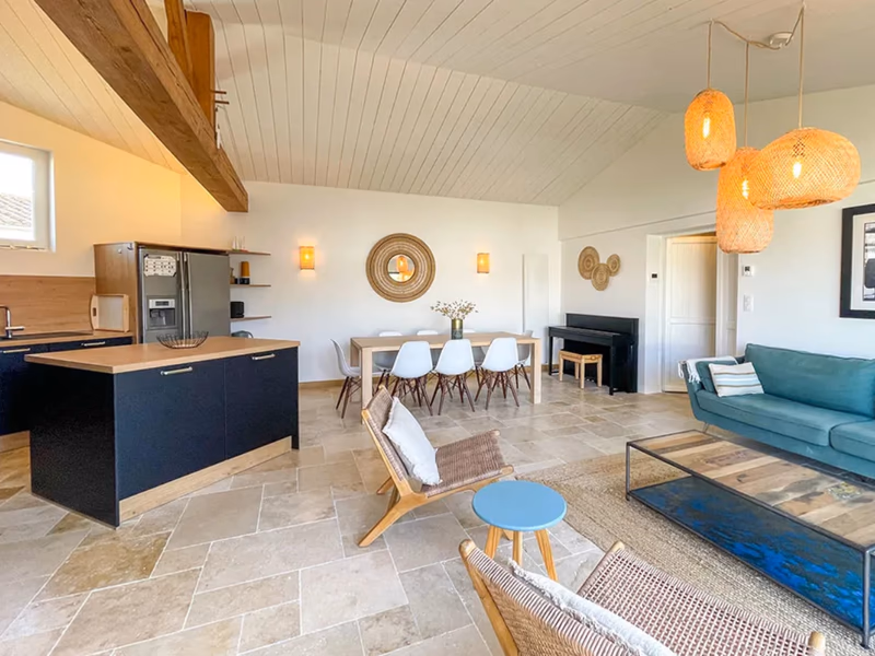 Villa in Ile de Re France - 7 Night Holiday - Self Drive plus £1k - 4th May