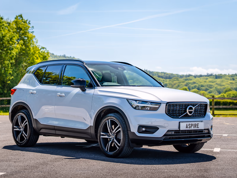 Volvo XC40 R-DESIGN - Plus £1k - 5th June