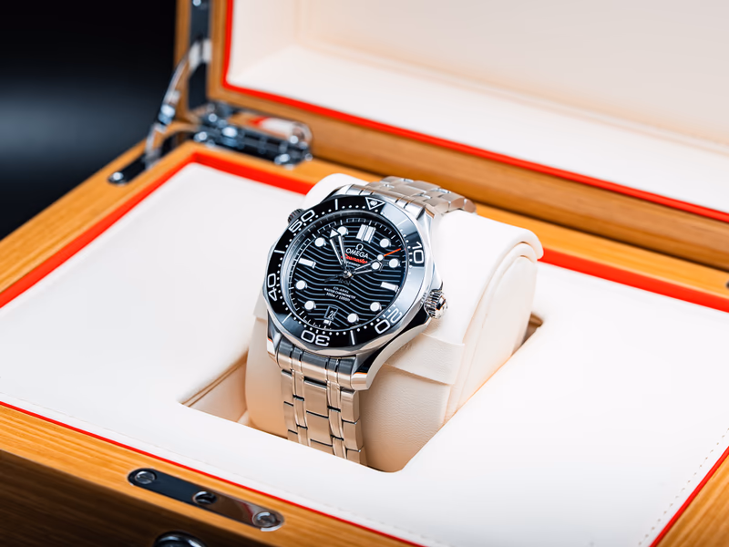 Omega Seamaster 300m 42mm - Full Set - 13th April